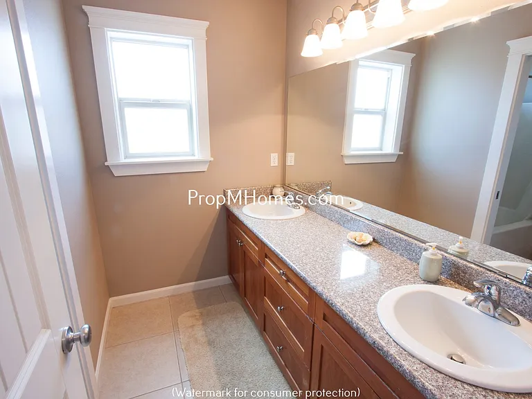 682 June Dr — Photo 16
