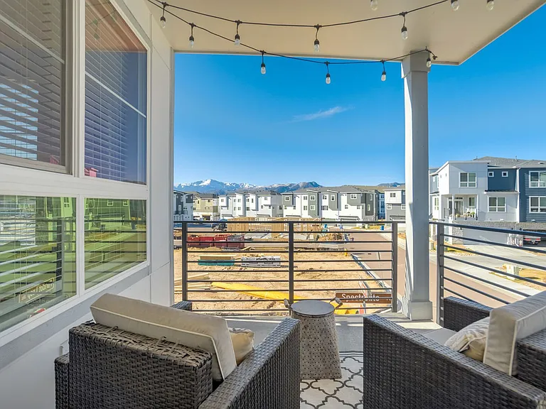 Enjoy a quiet balcony with comfortable seating, offering a relaxing spot to unwind with the beautiful views.