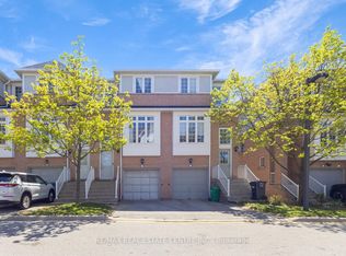 280 Hillcrest Ave #41, Mississauga, ON L5B 4L4
