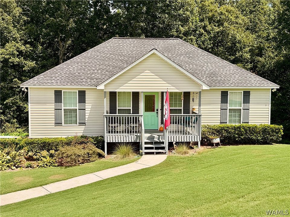 2nd image of 155 Teal Dr