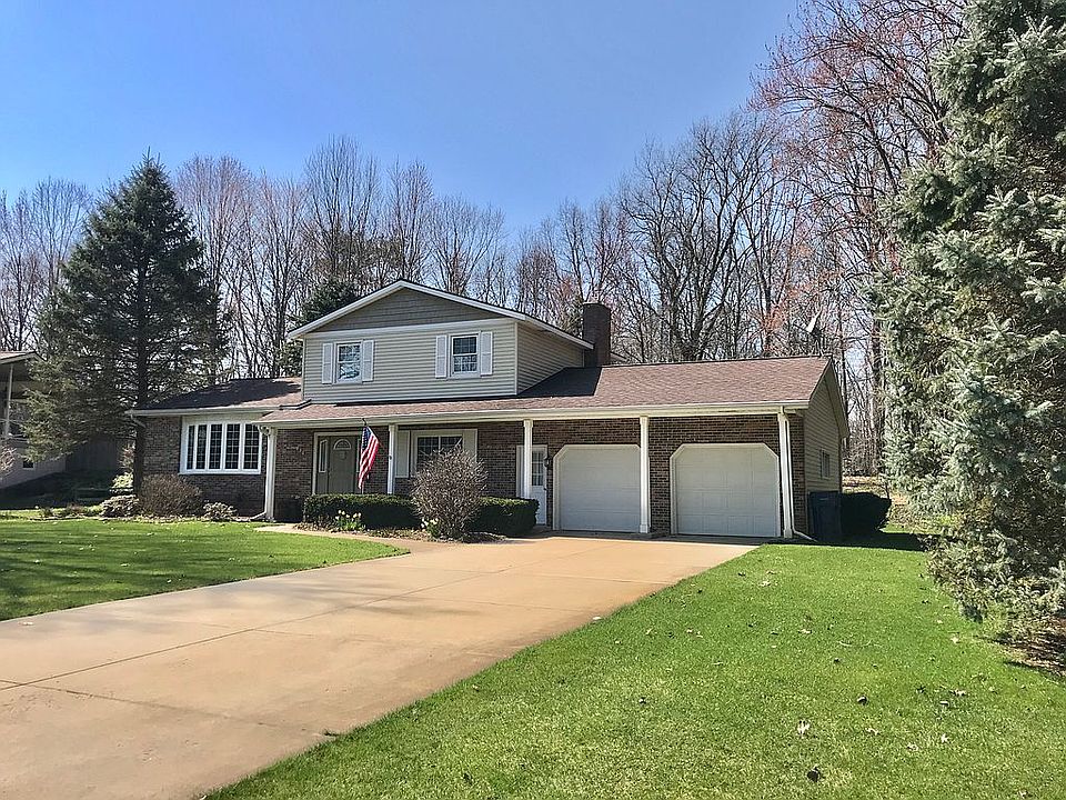 1st image of 898 Shadybrook Dr