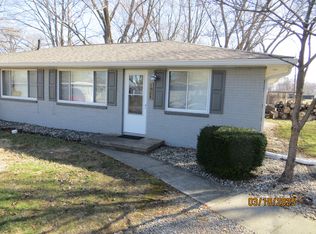 2928 Larry St, Anderson, IN 46013