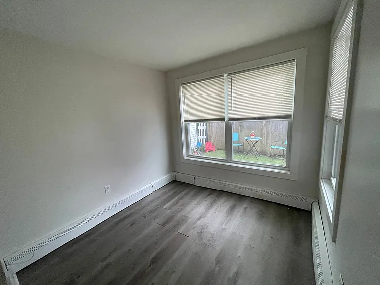 46 W Central Ave — Photo 9