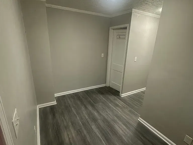 642 Congress Ave #642 — Photo 5