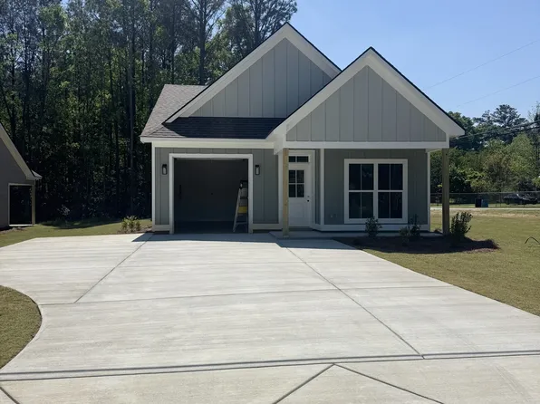 221 Oak Ave, Pine Mountain, GA 31822