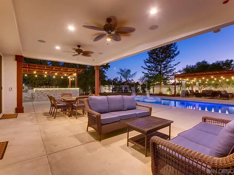 39575 Avenida Ascencion — Photo 47