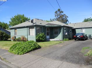 390 S 37th St, Springfield, OR 97478