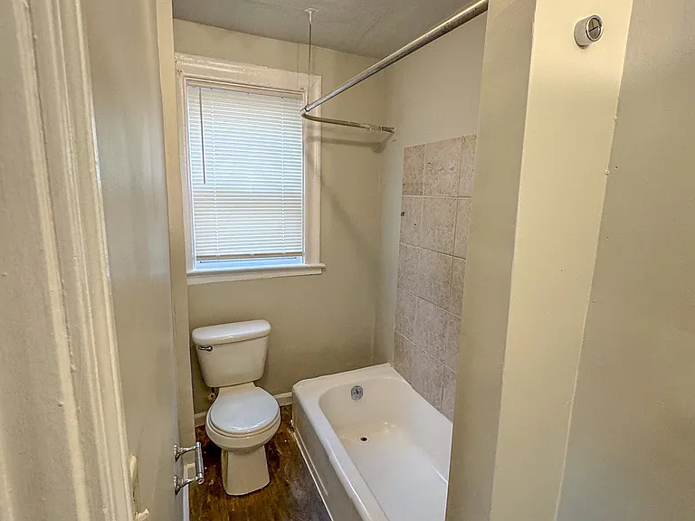 173 Butler St #1 — Photo 5