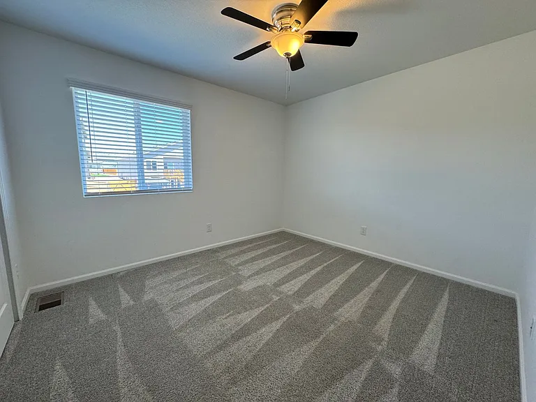 9823 Jaggar Way — Photo 18