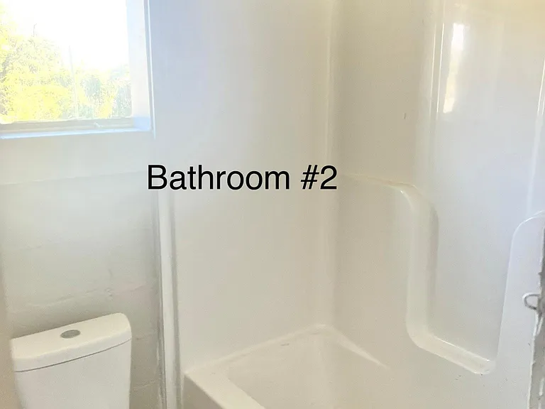 824 Green St — Photo 11