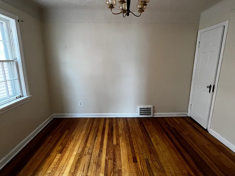 19770 Lake Shore Blvd #2 — Photo 12
