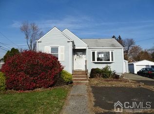 344 Penfield Pl, Dunellen, NJ 08812