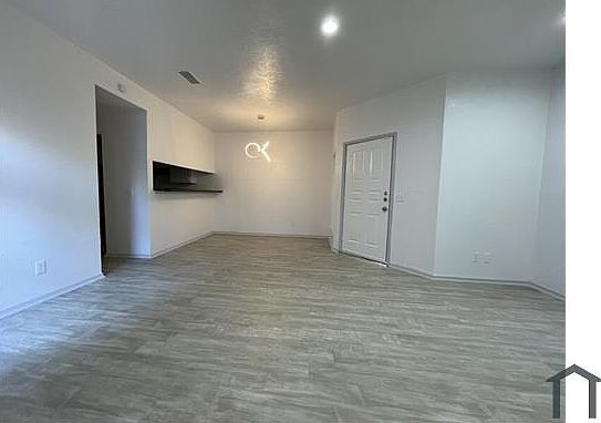 1st image of 4406 Point Blvd #122