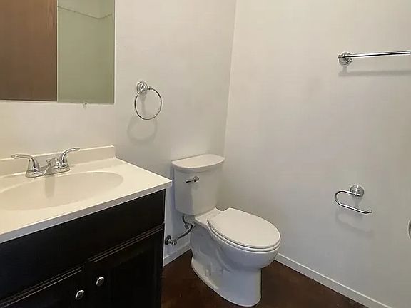 3rd image of 489 S Stewart St #4