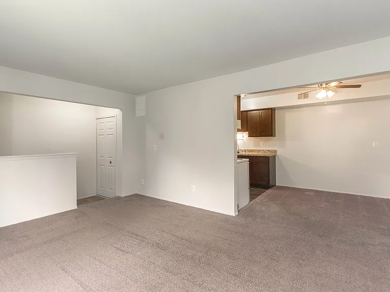 Briarwood Apartments — Photo 13