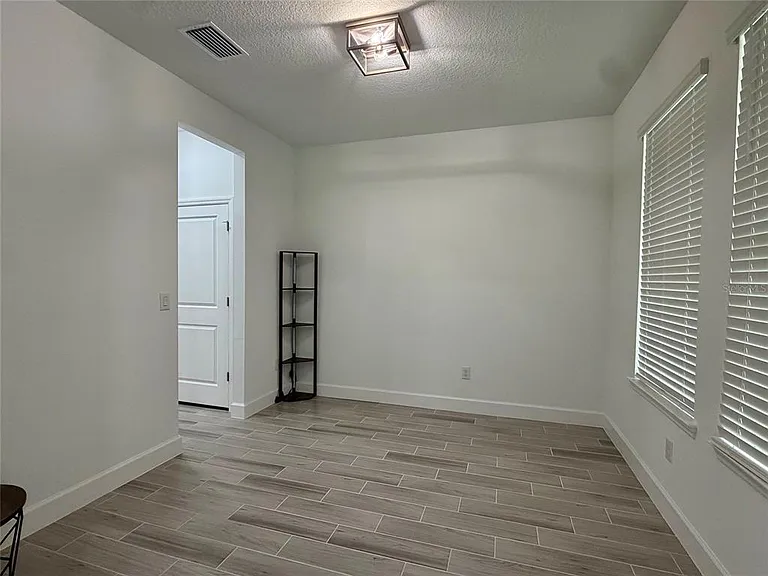 33901 Landsman Loop — Photo 7