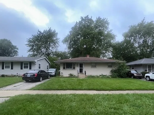 2106 Gideon Ave, Zion, IL 60099