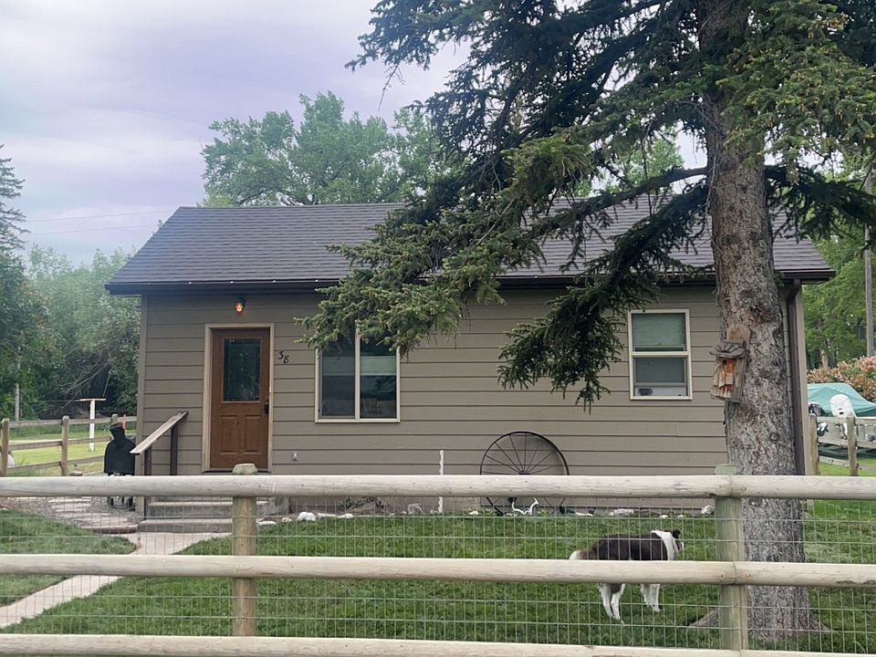 1st image of 38 5th Ave NE