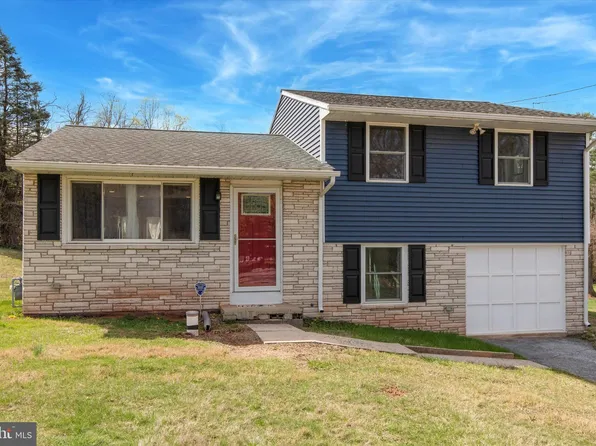 1329 S Hanover St, Pottstown, PA 19465