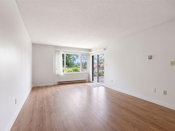 2nd image of 103 Gorge Rd E #104