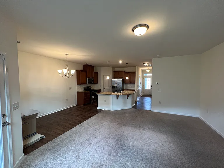 1013 Delight Dr — Photo 11