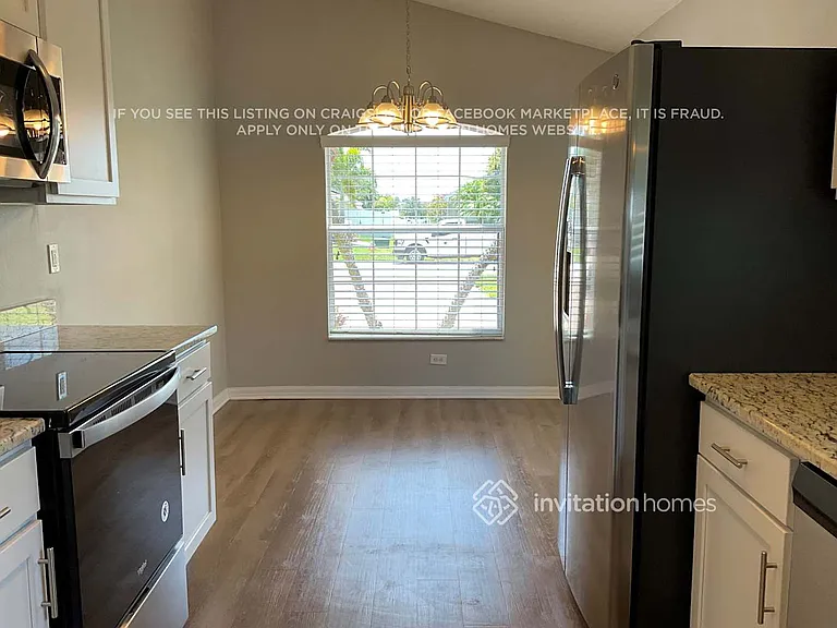 3282 Merrick Ave — Photo 6