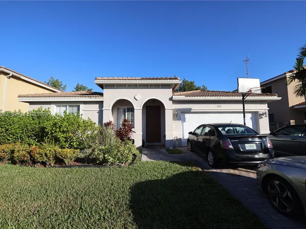 1413 NW 206th St, Miami Gardens, FL 33169