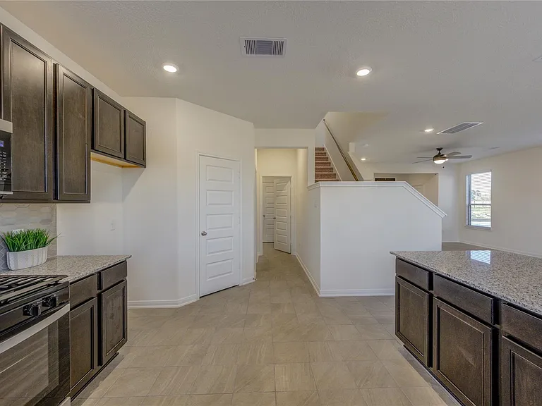 22851 Fulton Landing Dr — Photo 10