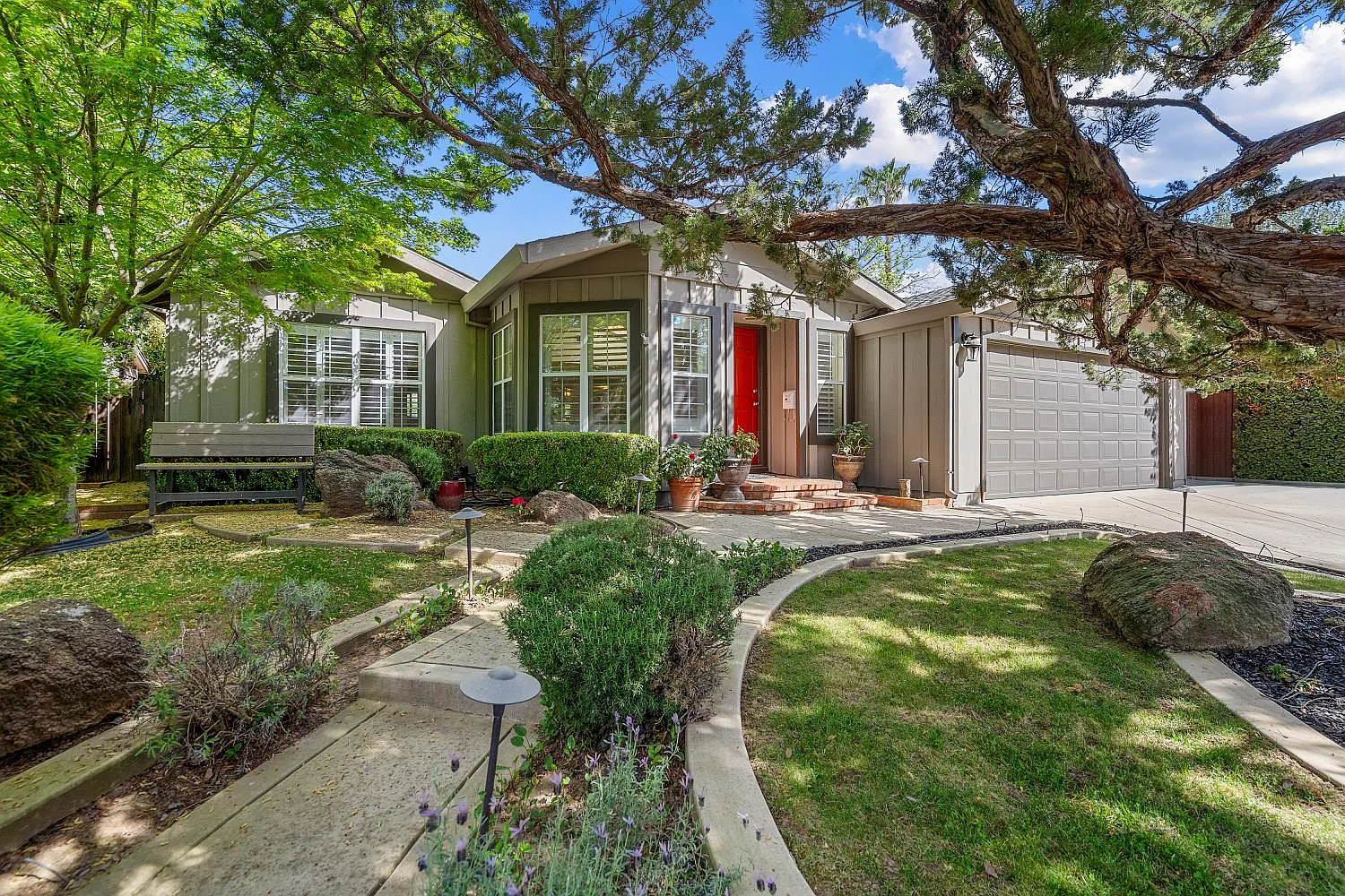 8673 Fallbrook Way photo 1