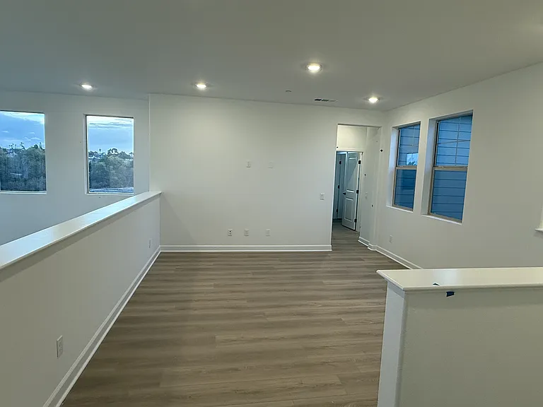 5455 Mae Way — Photo 4