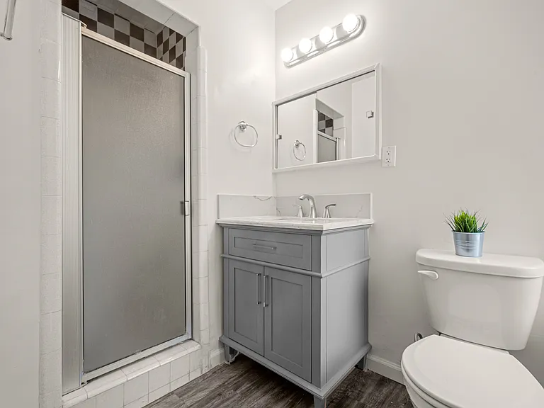 7518 LEXINGTON — Photo 33