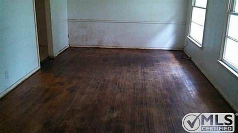5th image of 415 Bondstone Dr