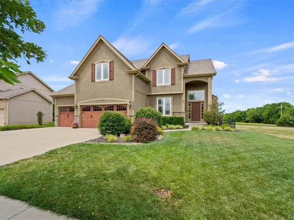 25574 W 143rd Ter, Olathe, KS 66061