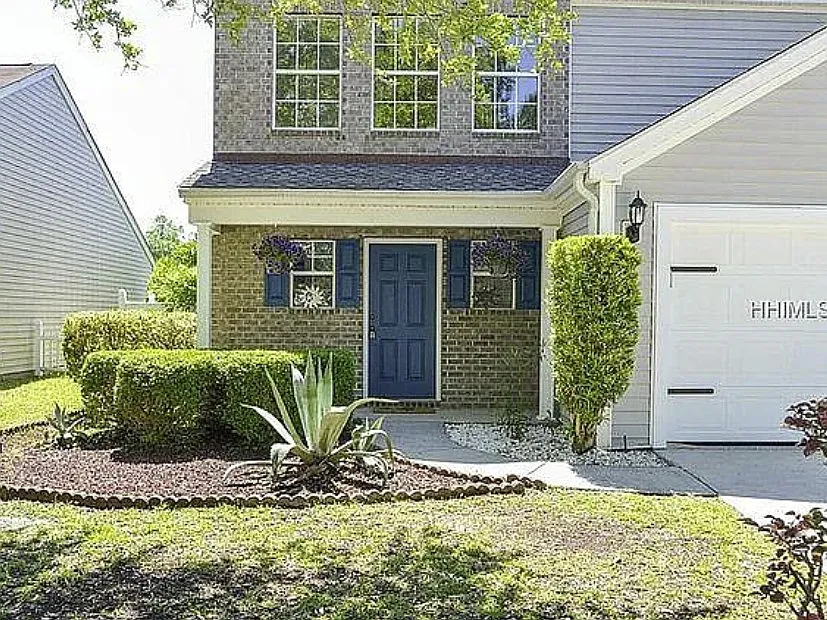 4 bed, 2108 sqft, $1,200 — Photo 1