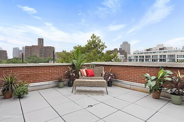 Sold by Corcoran | media 9