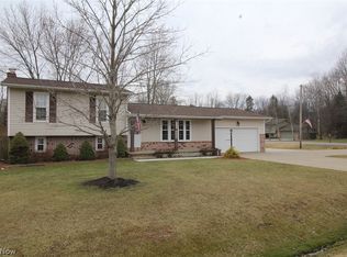 7810 Twin Hills Rd, Streetsboro, OH 44241