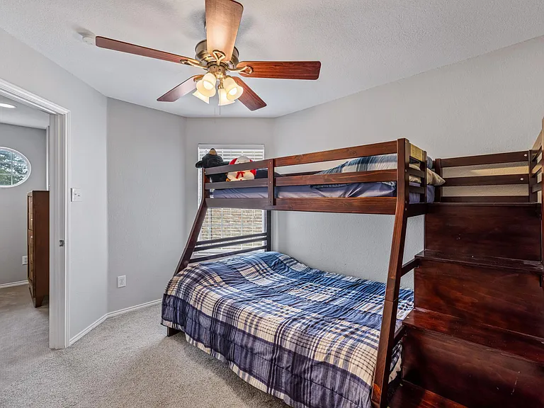 6011 Barrington Ct — Photo 17