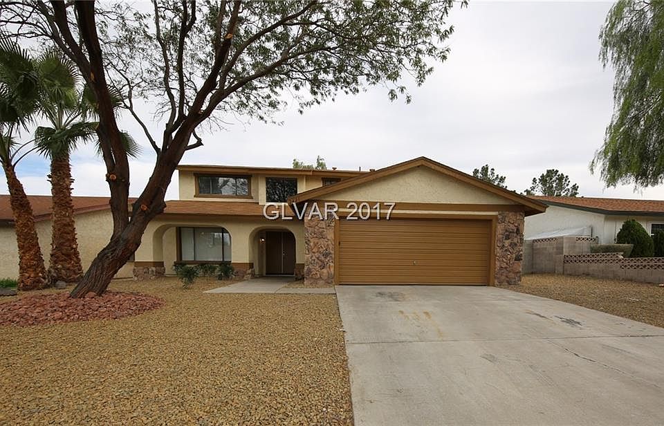 1st image of 2421 La Casa Dr
