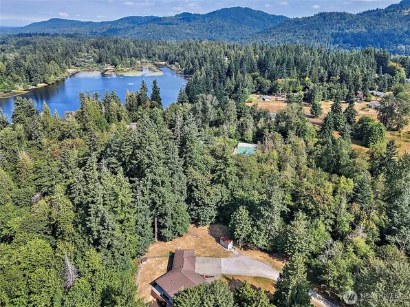 14333 196th Avenue SE, Renton, WA 98059