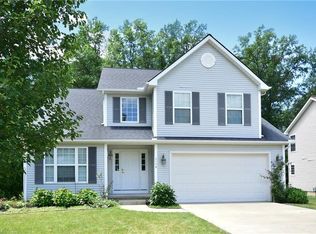 7148 Barton Rd, North Olmsted, OH 44070