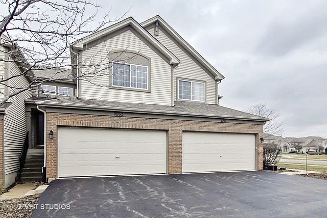 1st image of 1063 Parkhill Cir