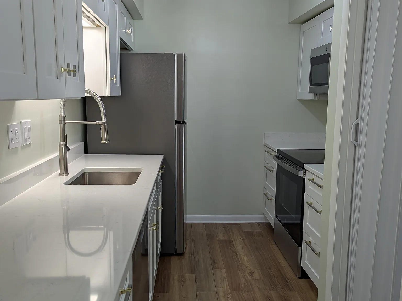3 bed, 2.5 bath, 1536 sqft, $1,950 — Photo 2