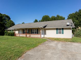 435 Baron Dr, Monroe, GA 30655