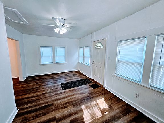 4th image of 1317 W Columbia Ave