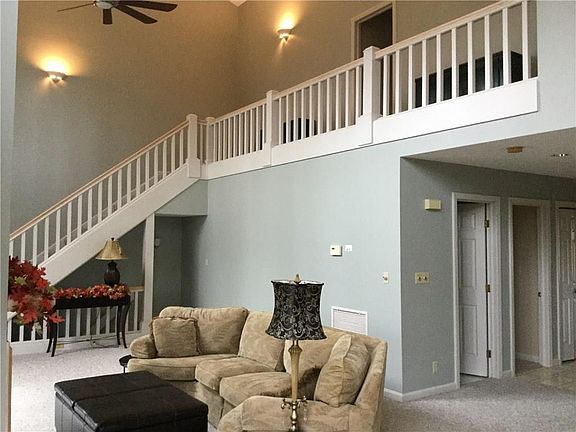 5th image of 8266 Canterbury Dr