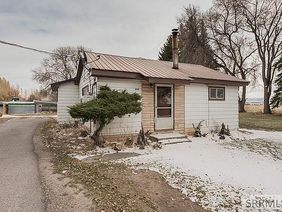 2nd image of 2649 W 49th S