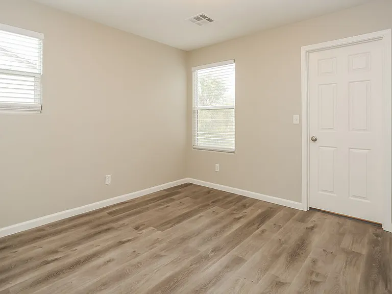 6809 Armistead St — Photo 4