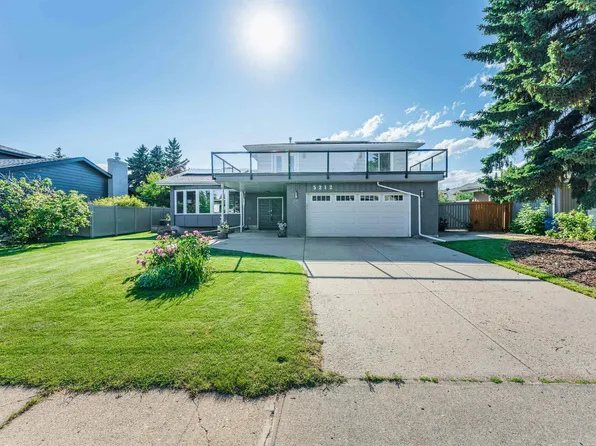 5212 142nd St NW, Edmonton, AB T6H 4B4