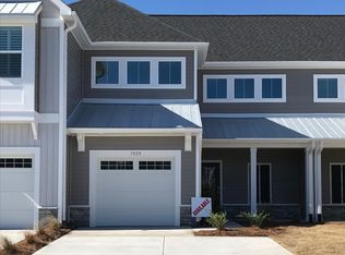 7429 Springwater Dr, Wilmington, NC 28411