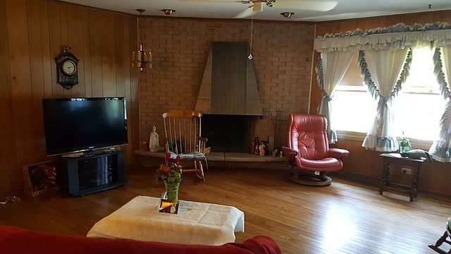 2nd image of 1680 60th St